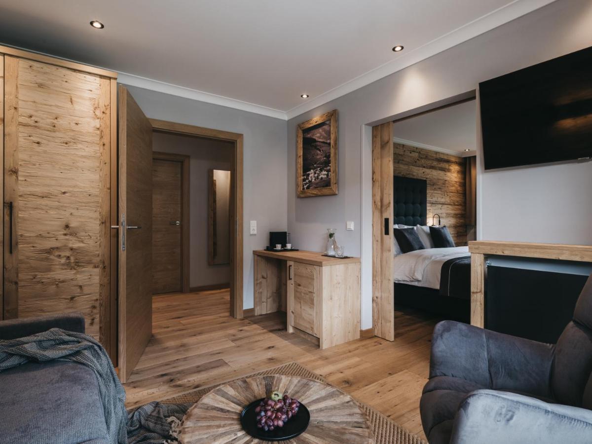 Vaya Post Saalbach Inklusive Joker Card Hotel Bagian luar foto