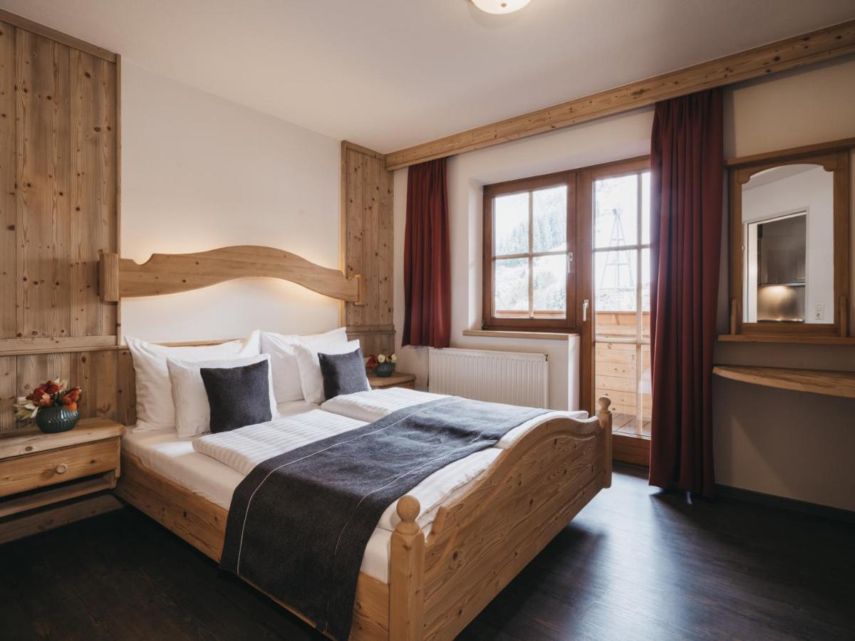 Vaya Post Saalbach Inklusive Joker Card Hotel Bagian luar foto